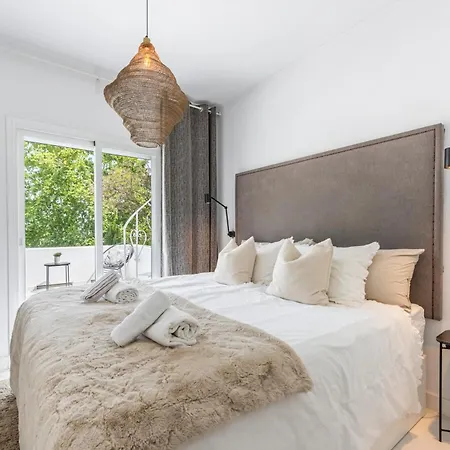 Apartment Azahara 2, Contemporary Scandinavian Style Open Plan With 2 Terraces *